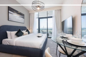 Awesome Studio Apartment Perfect for 2 at Azizi Riviera 46